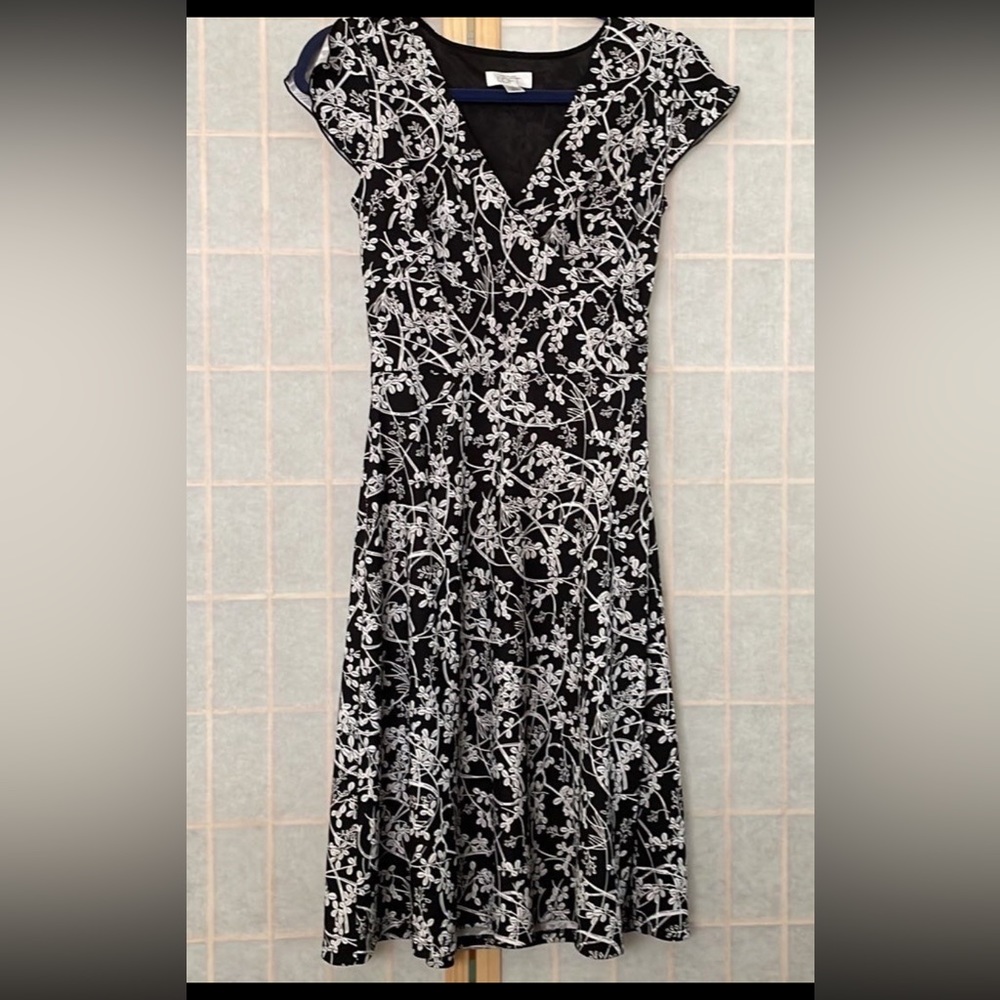 Ann Taylor Loft summer dress size 2